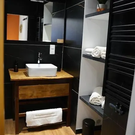Au Refuge Des Amoureux Avec Baignoire Balneo 2 Personnes Sélestat Extérieur photo